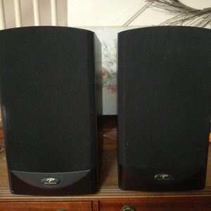 Paradigm Reference Studio 20 v2 Speakers